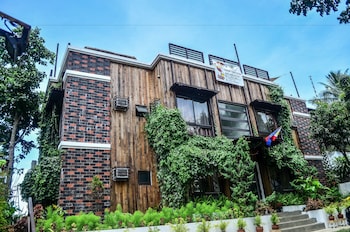 cabins by eco hotel tagaytay