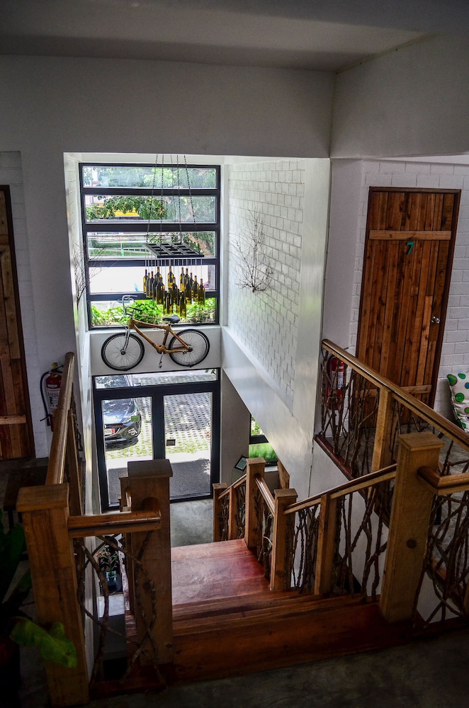 cabins by eco hotel tagaytay