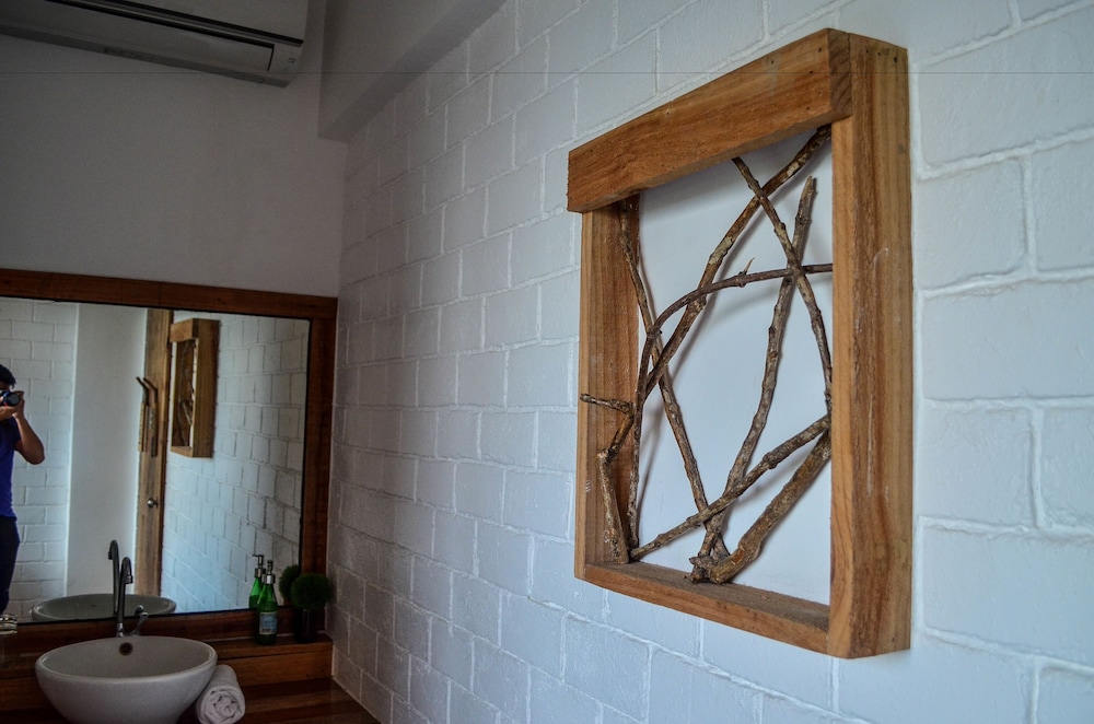 cabins by eco hotel tagaytay