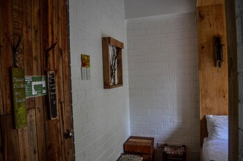 cabins by eco hotel tagaytay