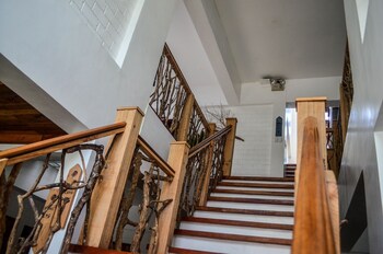 cabins by eco hotel tagaytay