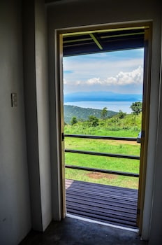 Cabins By Eco Hotel Tagaytay,Batangas City>>Batangas,2.5 star