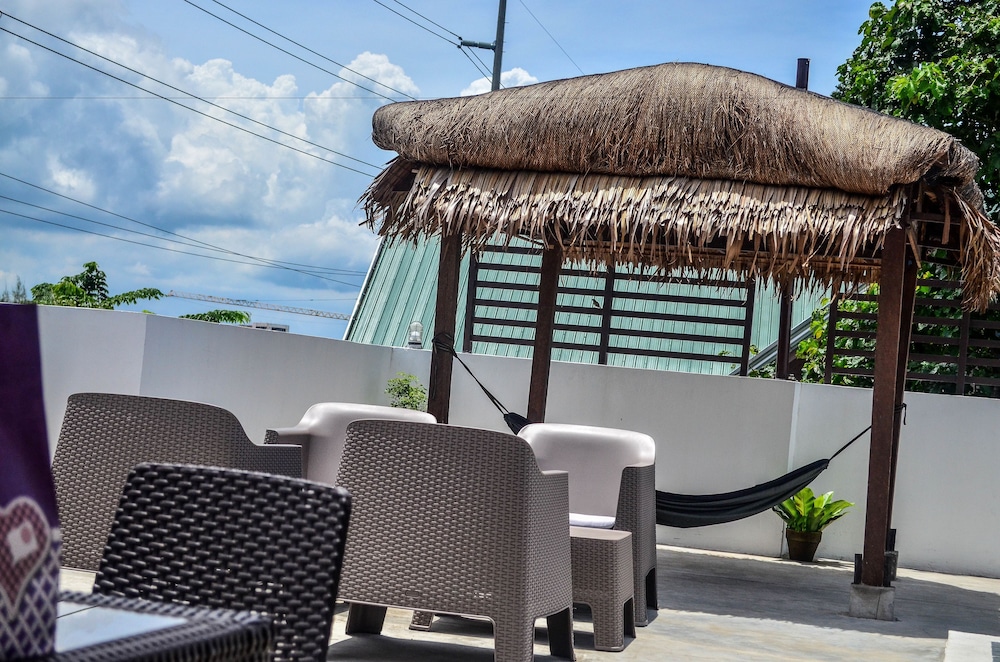 cabins by eco hotel tagaytay