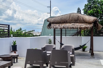 Cabins By Eco Hotel Tagaytay,Batangas City>>Batangas,2.5 star