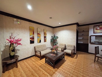 djapanese tunnel family resort