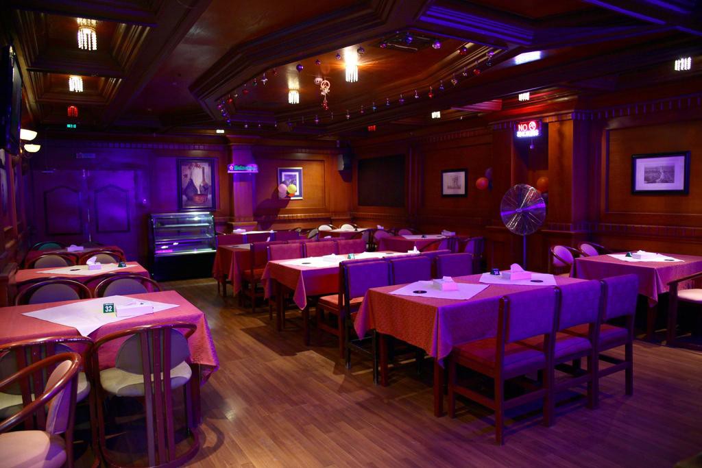 bahrain carlton hotel