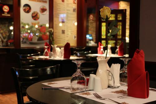 pars international hotel