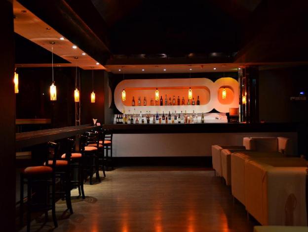 pars international hotel