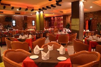 pars international hotel