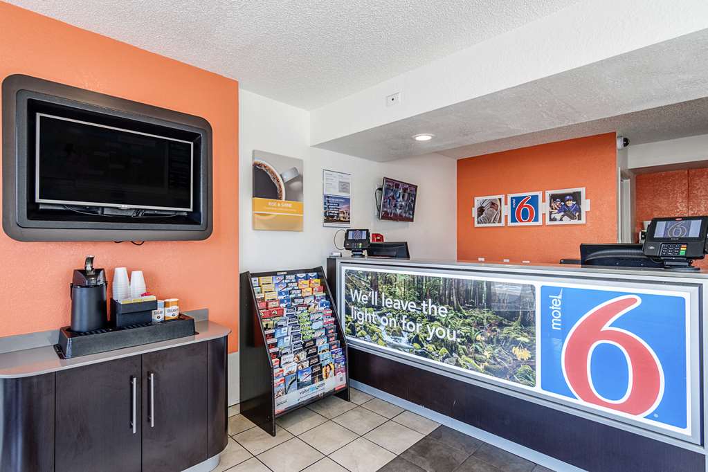 motel 6 modesto ca