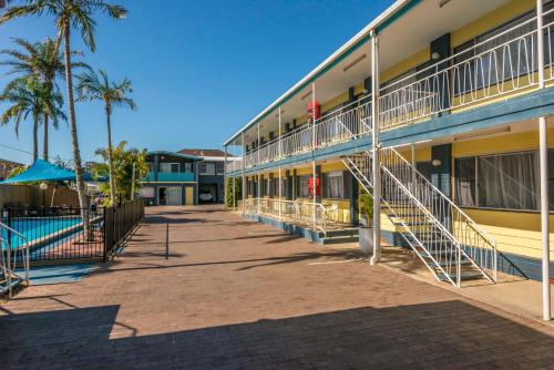 pacific motor inn