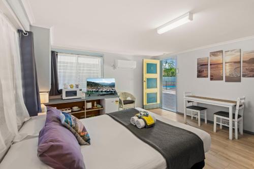 pacific motor inn