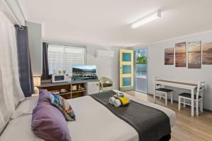 pacific motor inn