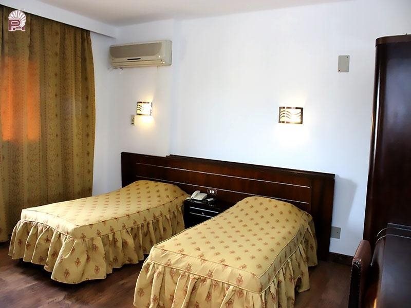 pearl hotel