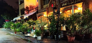pearl hotel
