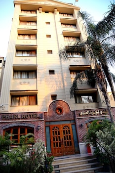 pearl hotel