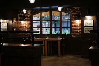 pearl hotel