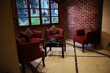 pearl hotel