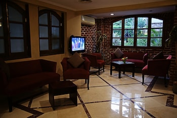 pearl hotel