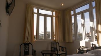 hue nino hotel