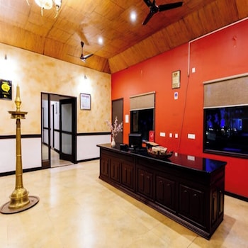 leisure vacations goldfield lake resort