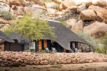 ai aiba the rockpainting lodge