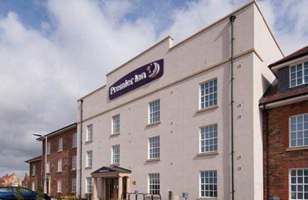 premier inn bedford south a421