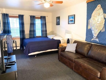 The Tides Inn,Jesse Lee Heights>>Seward,2 star