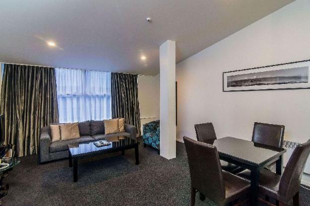 gilmer apartment hotel