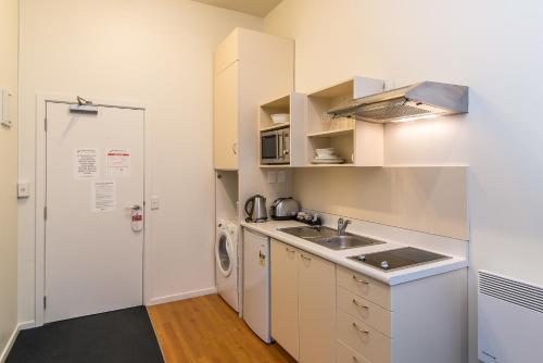 gilmer apartment hotel