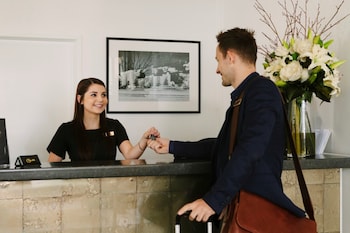 gilmer apartment hotel