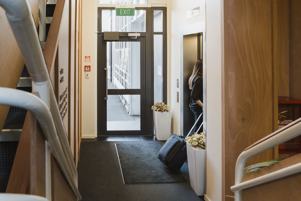 gilmer apartment hotel