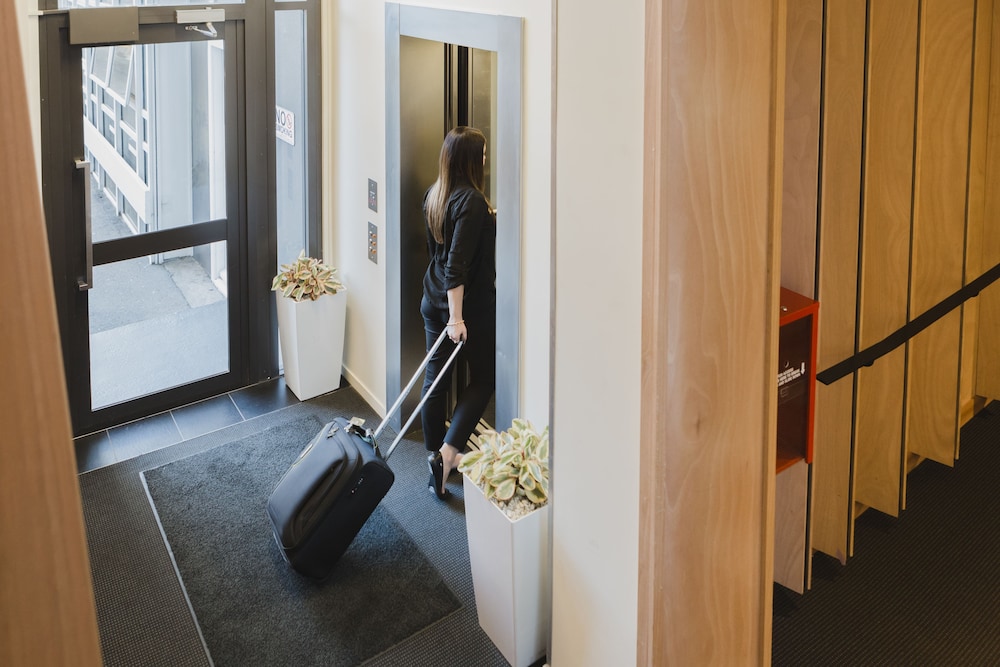 gilmer apartment hotel