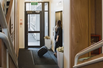 gilmer apartment hotel