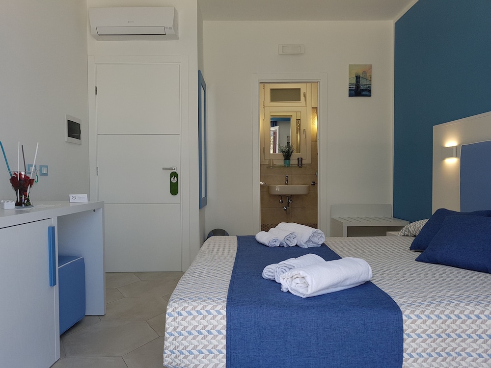 room and breakfast aloe