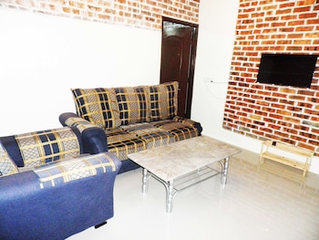 efm guest house