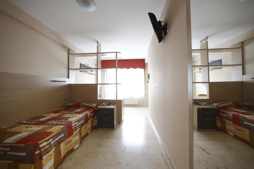 rialta apartahotel