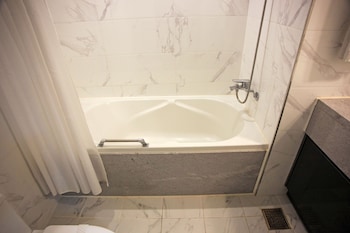 ramada by wyndham suanbo