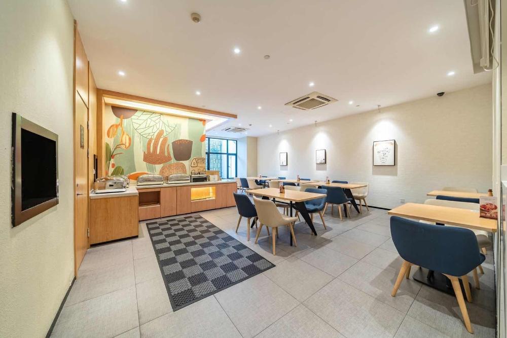 hanting hotel shanghai hongqiao hub qibao center