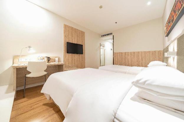 hanting hotel shanghai hongqiao hub qibao center