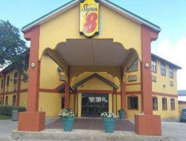 quality suites houston hobby airport