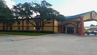 quality suites houston hobby airport