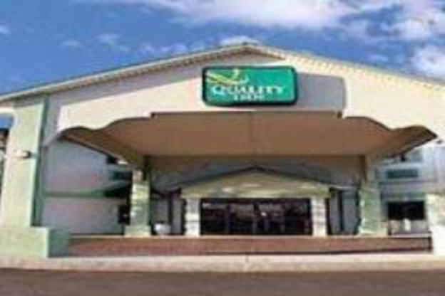 quality suites houston hobby airport