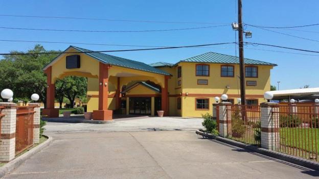 quality suites houston hobby airport