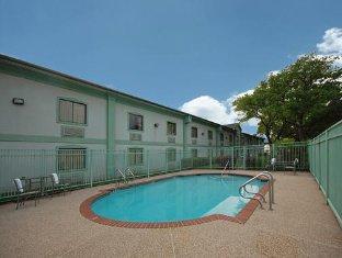 quality suites houston hobby airport