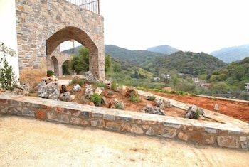 mylopotamos