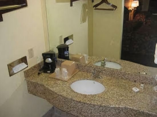 executive inn and suites