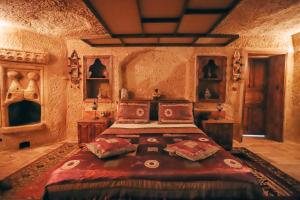 melis cave hotel