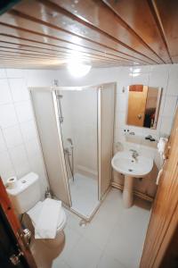melis cave hotel
