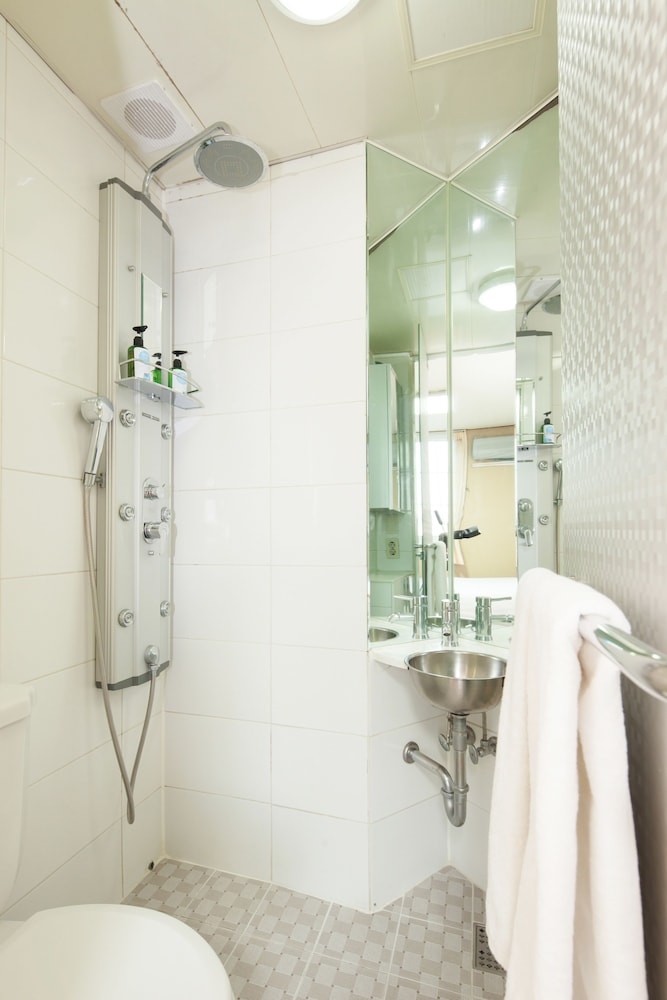 uljiro co op residence